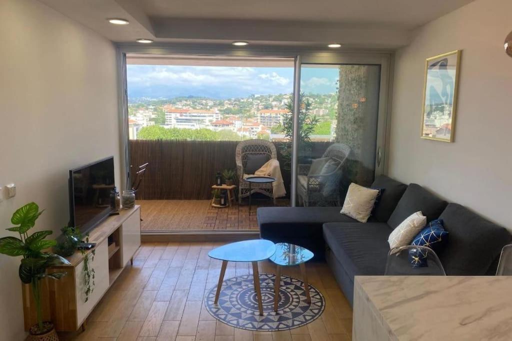 Vue Panoramique, Plage A 100M Cannes Exterior photo